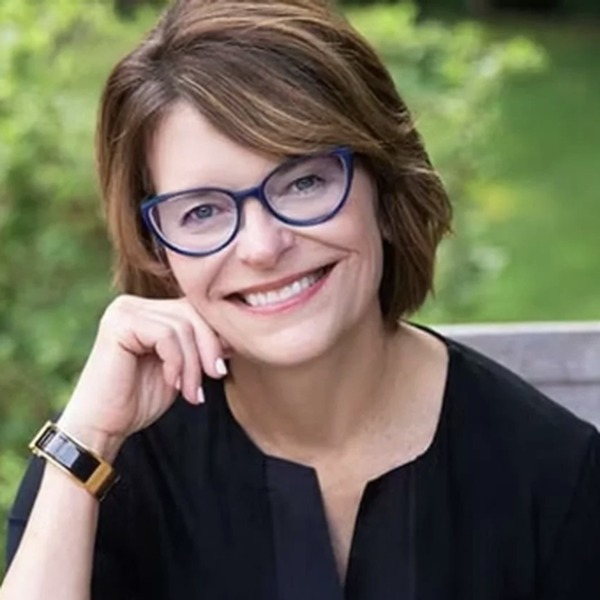 Laura Berenstain, MD